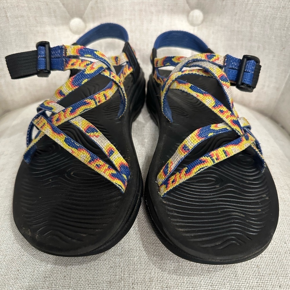 Chaco Women’s Sz 7 Z Cloud X2 Psychedelic Colorful Strappy Outdoor Sport Sandals